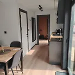 Haller Apartahotel 3*